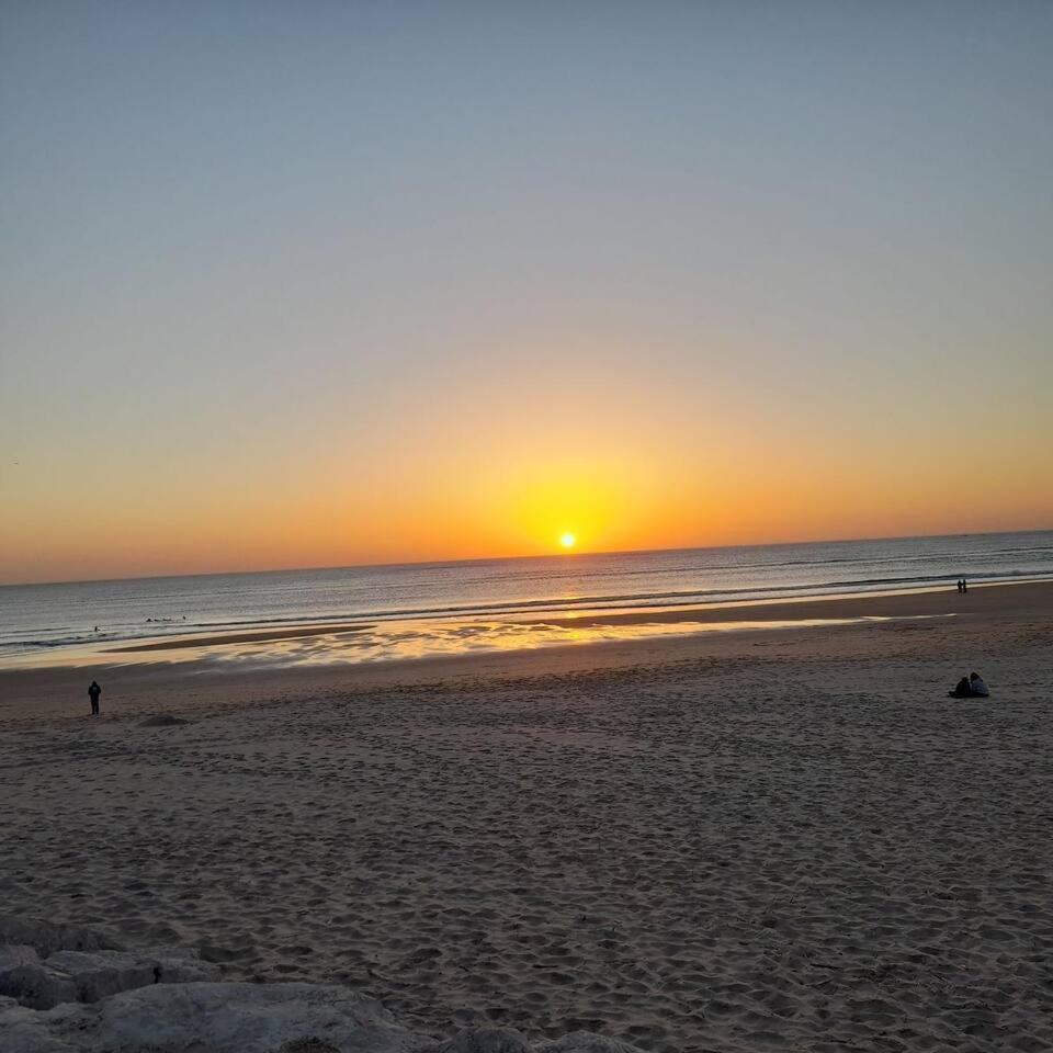 The Beach Place Costa da Caparica Exterior photo